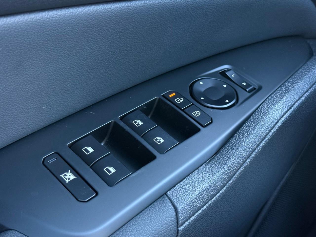 2027 Kia Sportage Hybrid EX AWD Photo