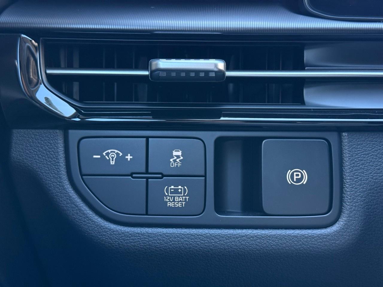 2027 Kia Sportage Hybrid EX AWD Photo