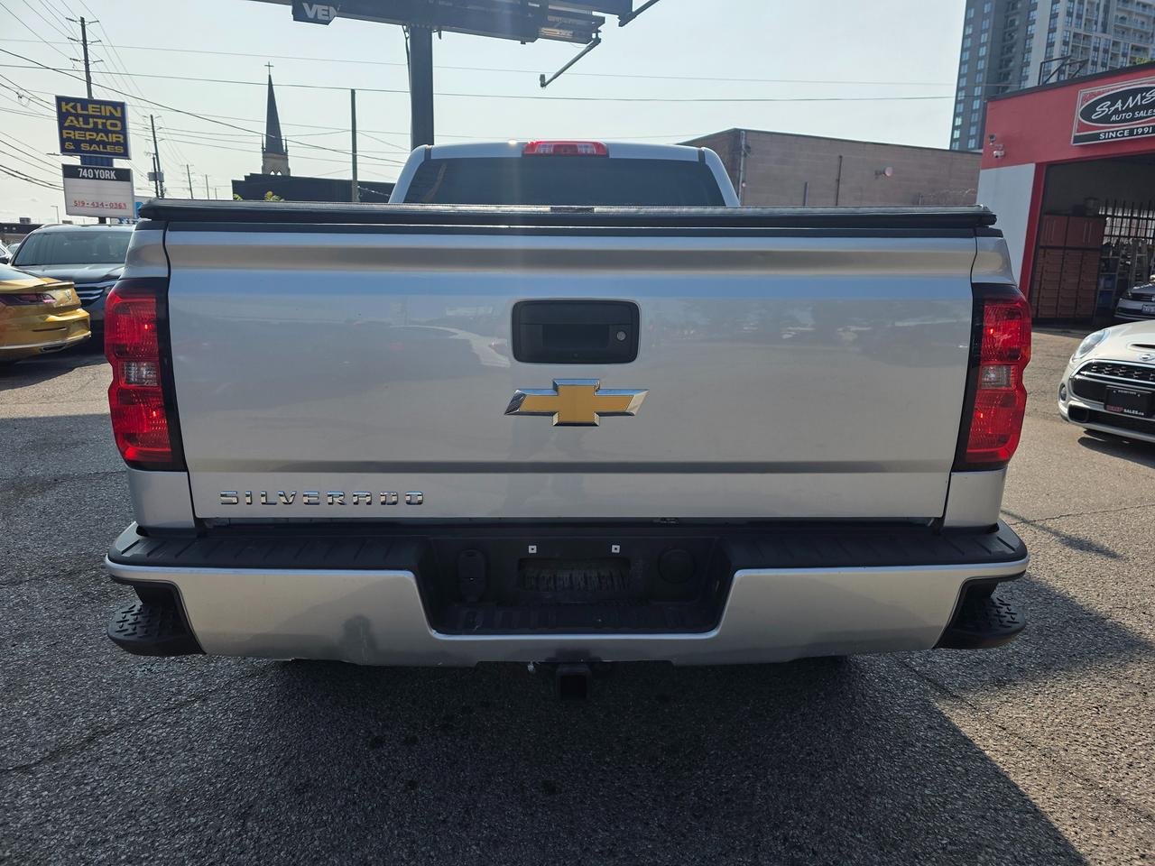 2017 Chevrolet Silverado 1500 4WD Double Cab Photo4