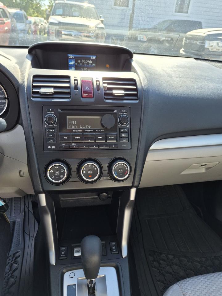 2014 Subaru Forester i Photo