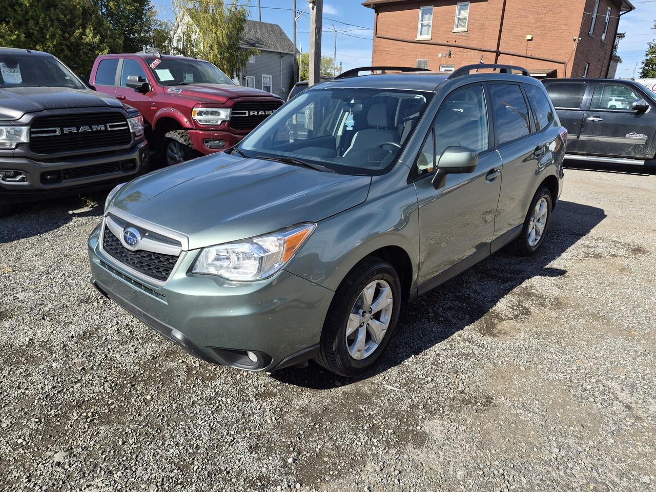 2014 Subaru Forester i Photo1