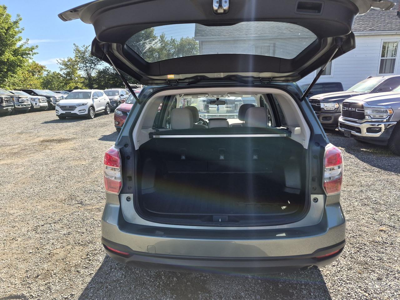 2014 Subaru Forester i Photo