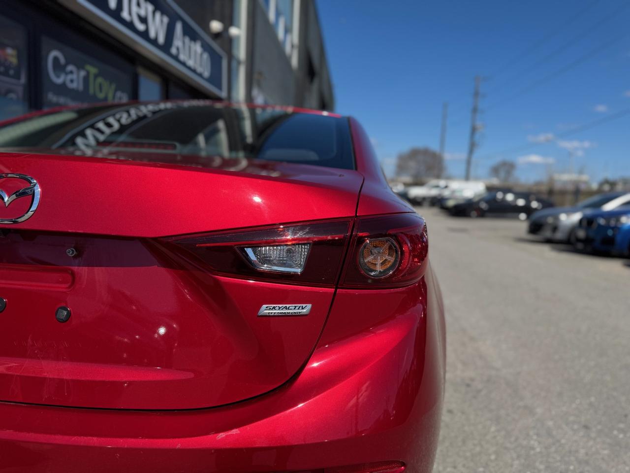 2017 Mazda MAZDA3 GS Photo