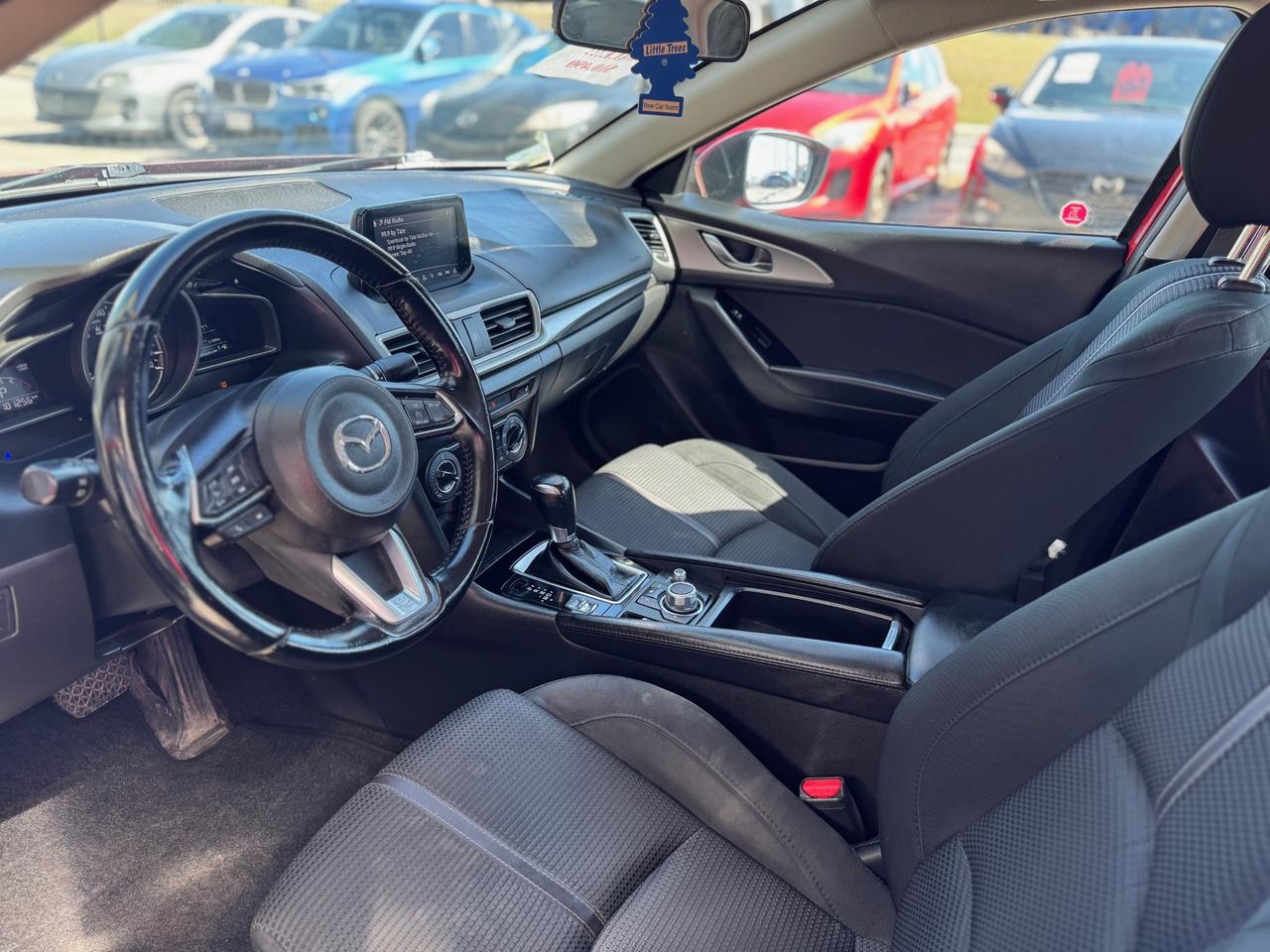 2017 Mazda MAZDA3 GS Photo