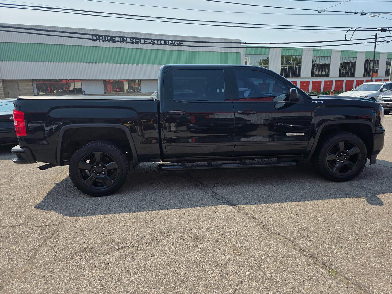2017 GMC Sierra 1500 SLE Elevation 4WD Photo