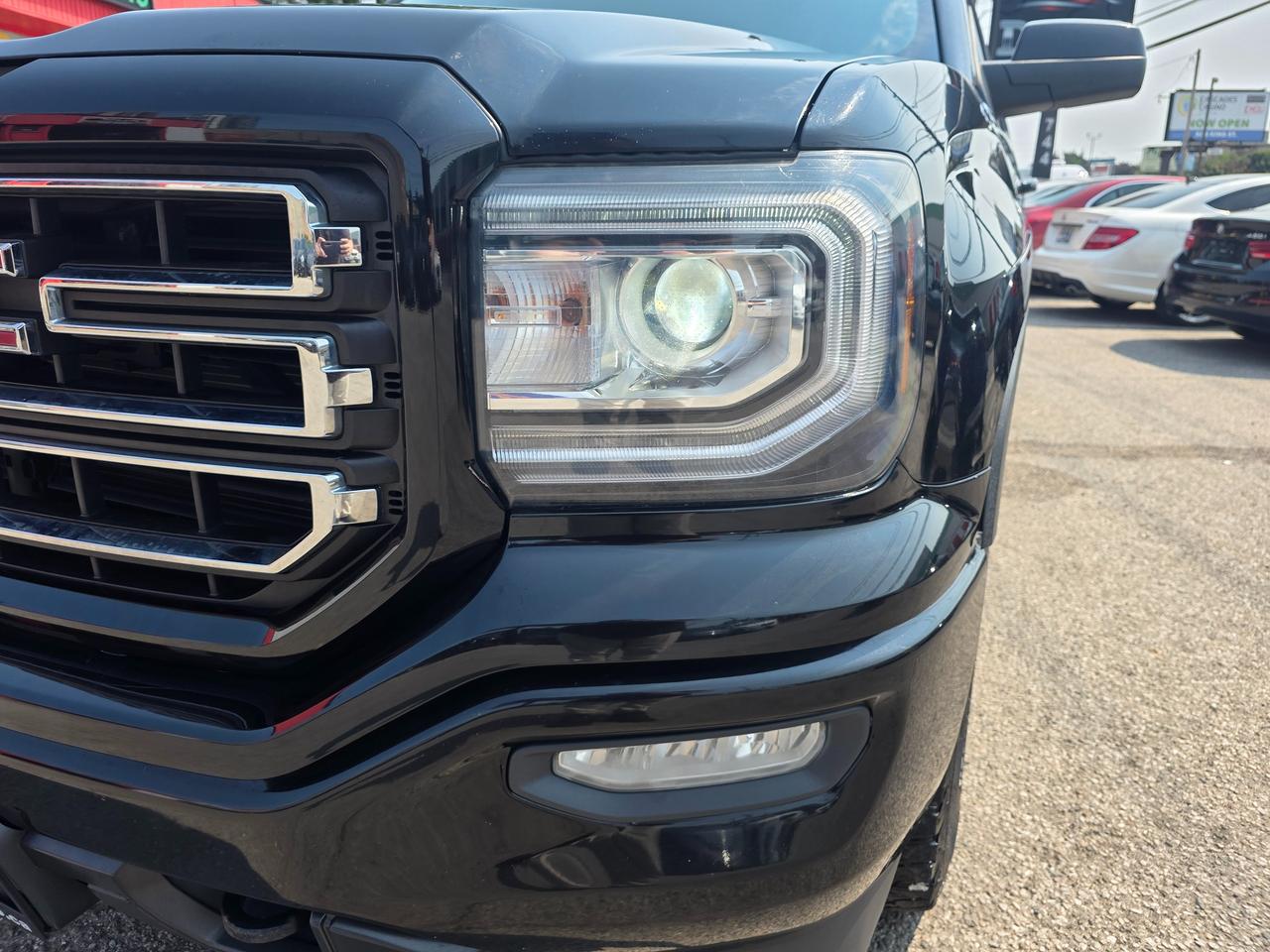 2017 GMC Sierra 1500 SLE Elevation 4WD Photo
