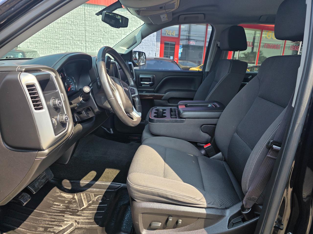 2017 GMC Sierra 1500 SLE Elevation 4WD Photo