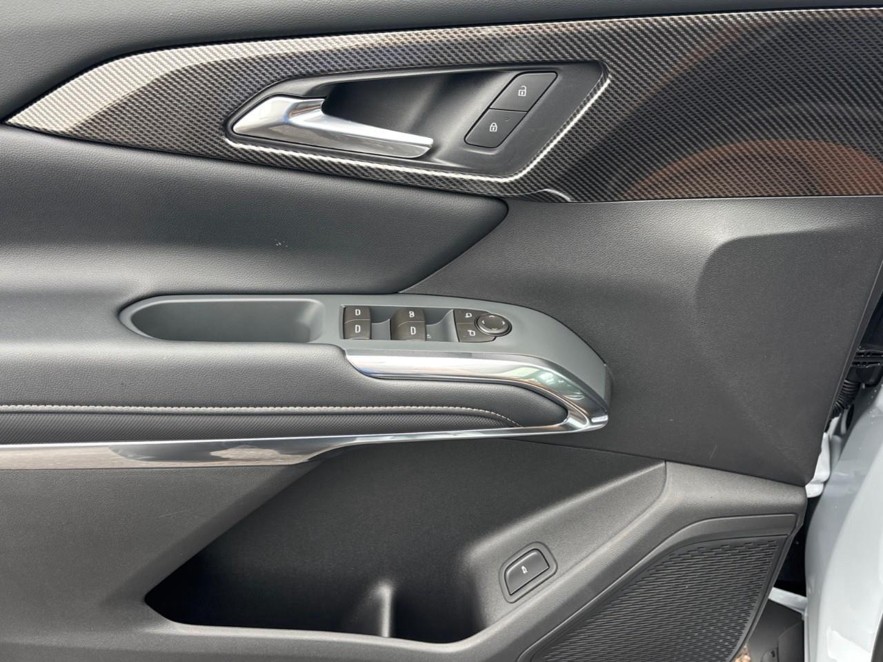 2027 Chevrolet Traverse Z71 New Rugged 7 Passenger AWD SUV with Advanced Twin-Clutch AWD System, Panoramic Sunroof, Heated Front Seats, Heated Steering Wheel, Adaptive Cruise Control, Hands Free Power Liftgate, 11 Drivers Inform Photo