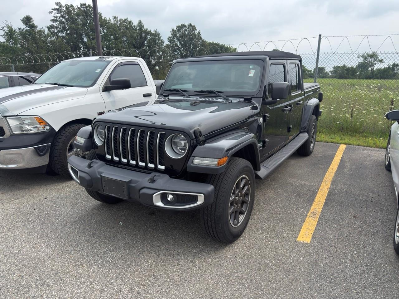 Used 2020 Jeep Gladiator Overland for sale in Tilbury, ON