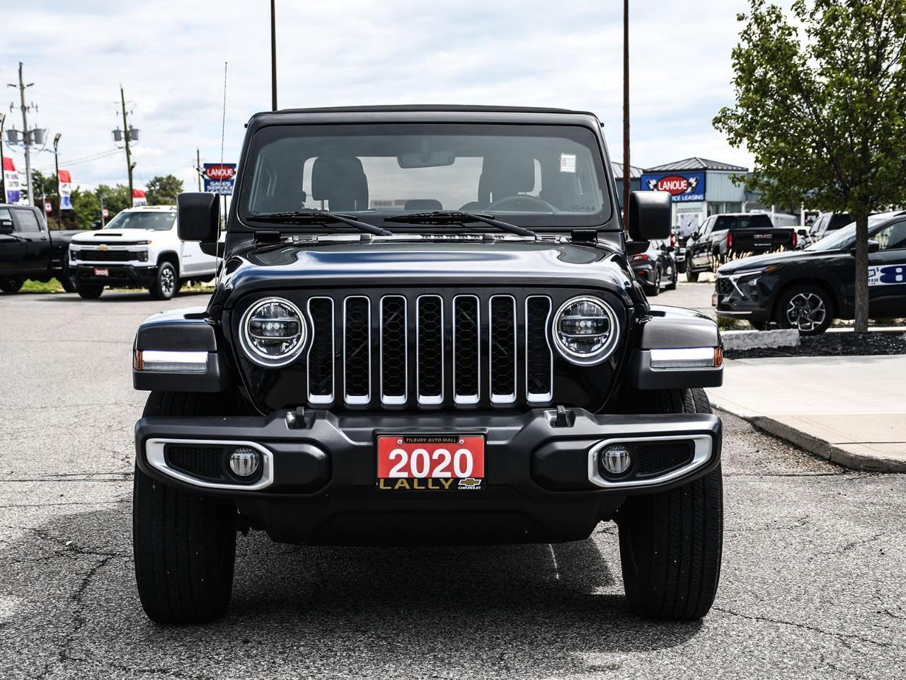 2020 Jeep Gladiator Overland Photo