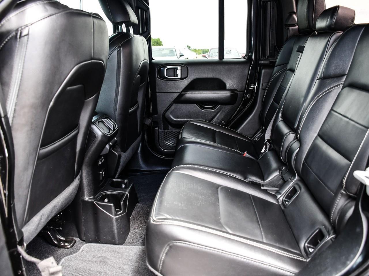 2020 Jeep Gladiator Overland Photo