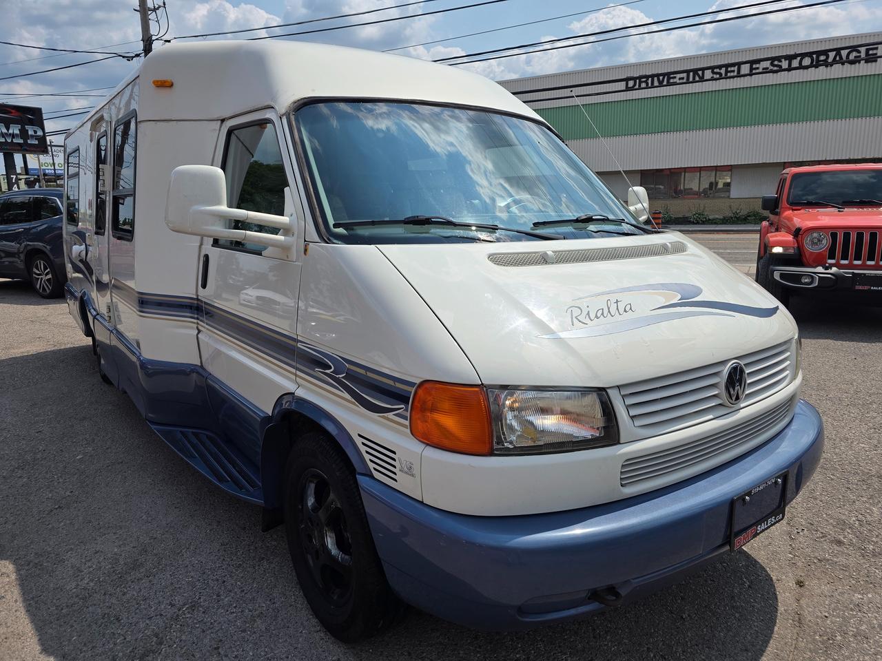 2003 Volkswagen Eurovan Rialta 22FT QD Winnebago Photo