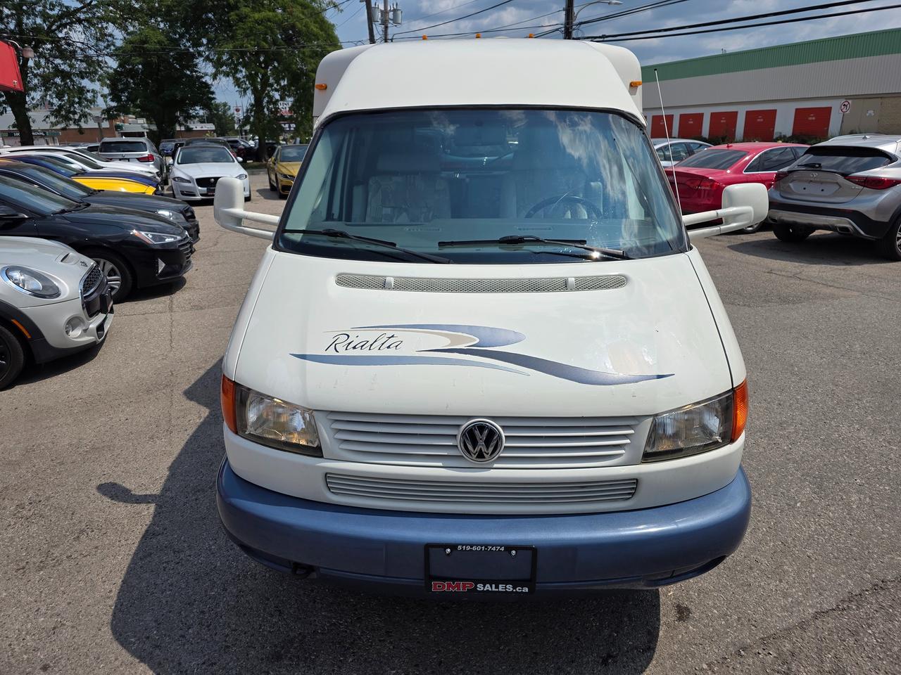 2003 Volkswagen Eurovan Rialta 22FT QD Winnebago Photo