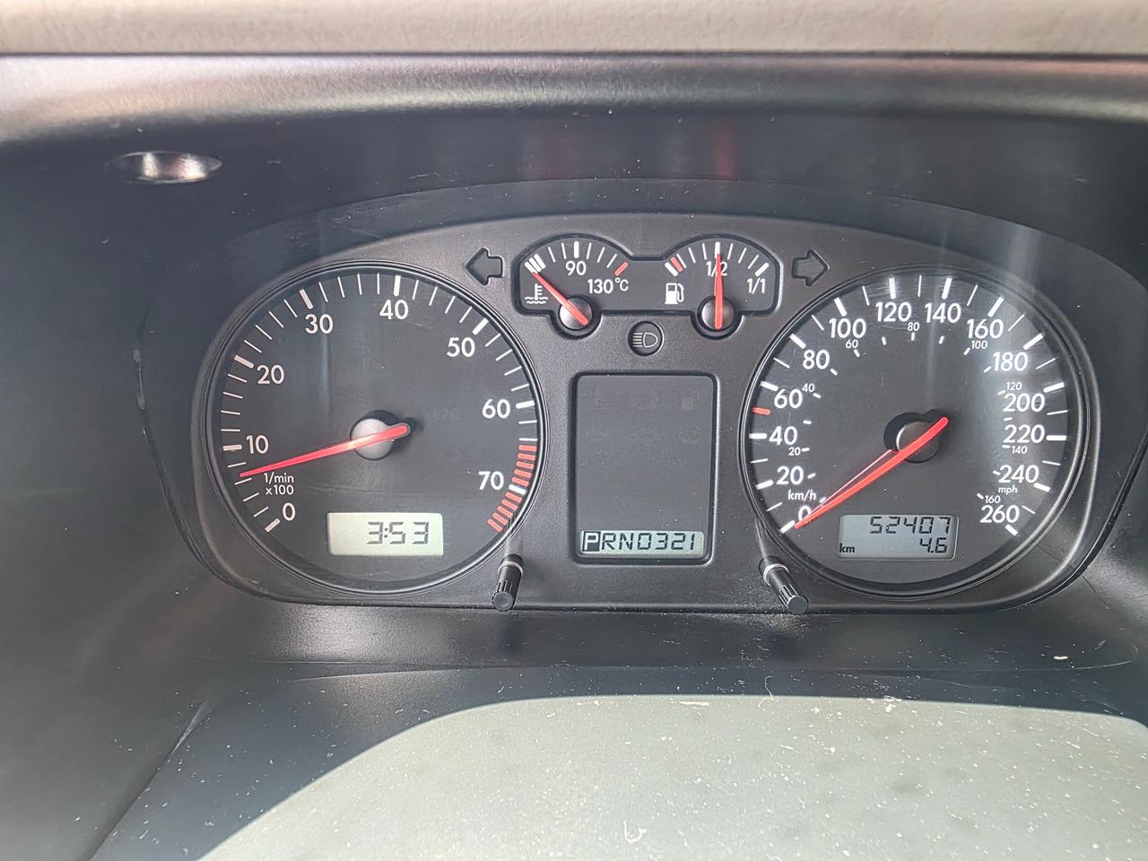 2003 Volkswagen Eurovan Rialta 22FT QD Winnebago Photo