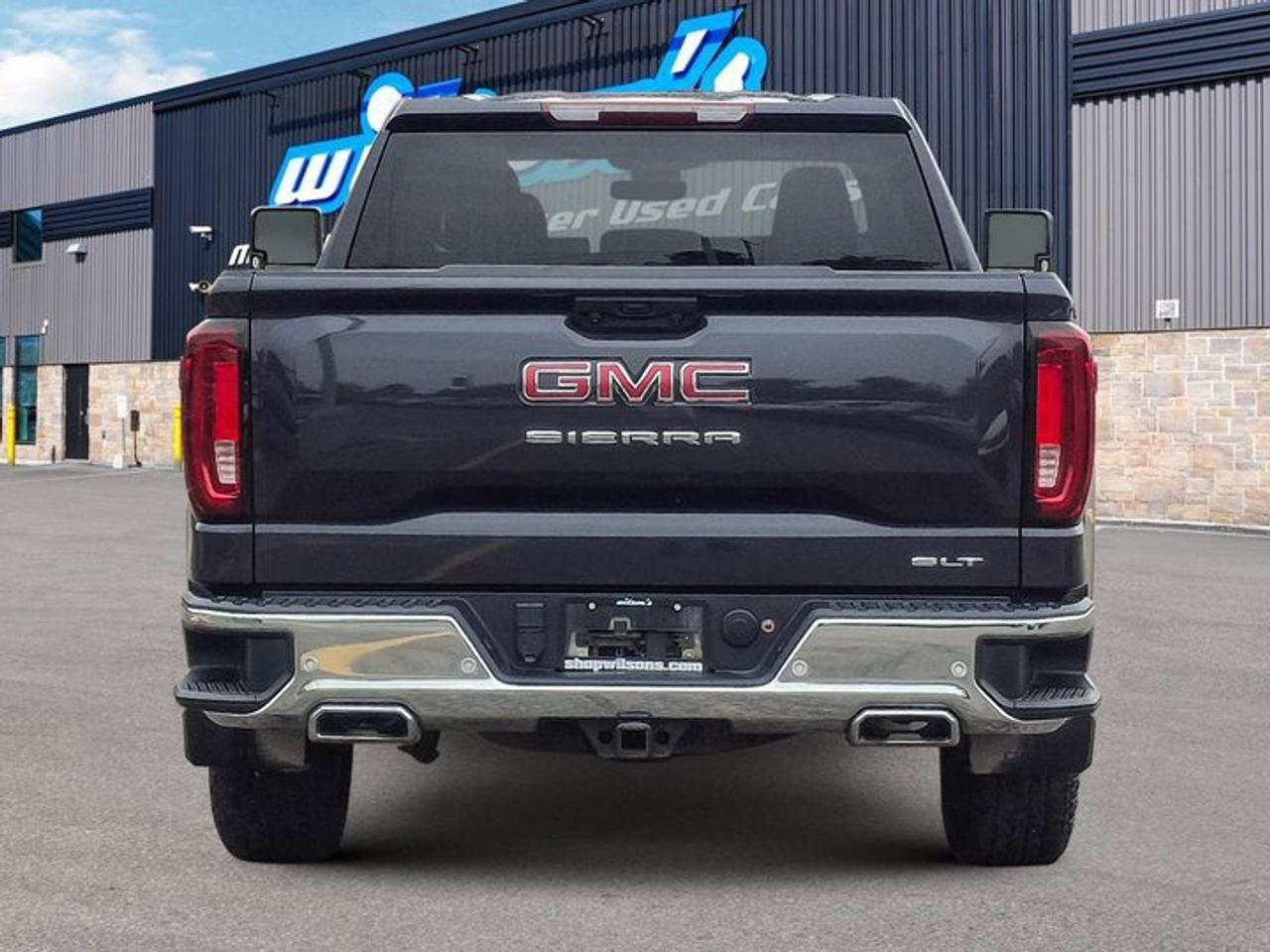 2024 GMC Sierra 1500 SLT Crew 4X4 | 6.2L V8 | 6.5 Box | Max Trailer Pkg | Leather | 360 Camera | Cooled Seats and More ! Photo