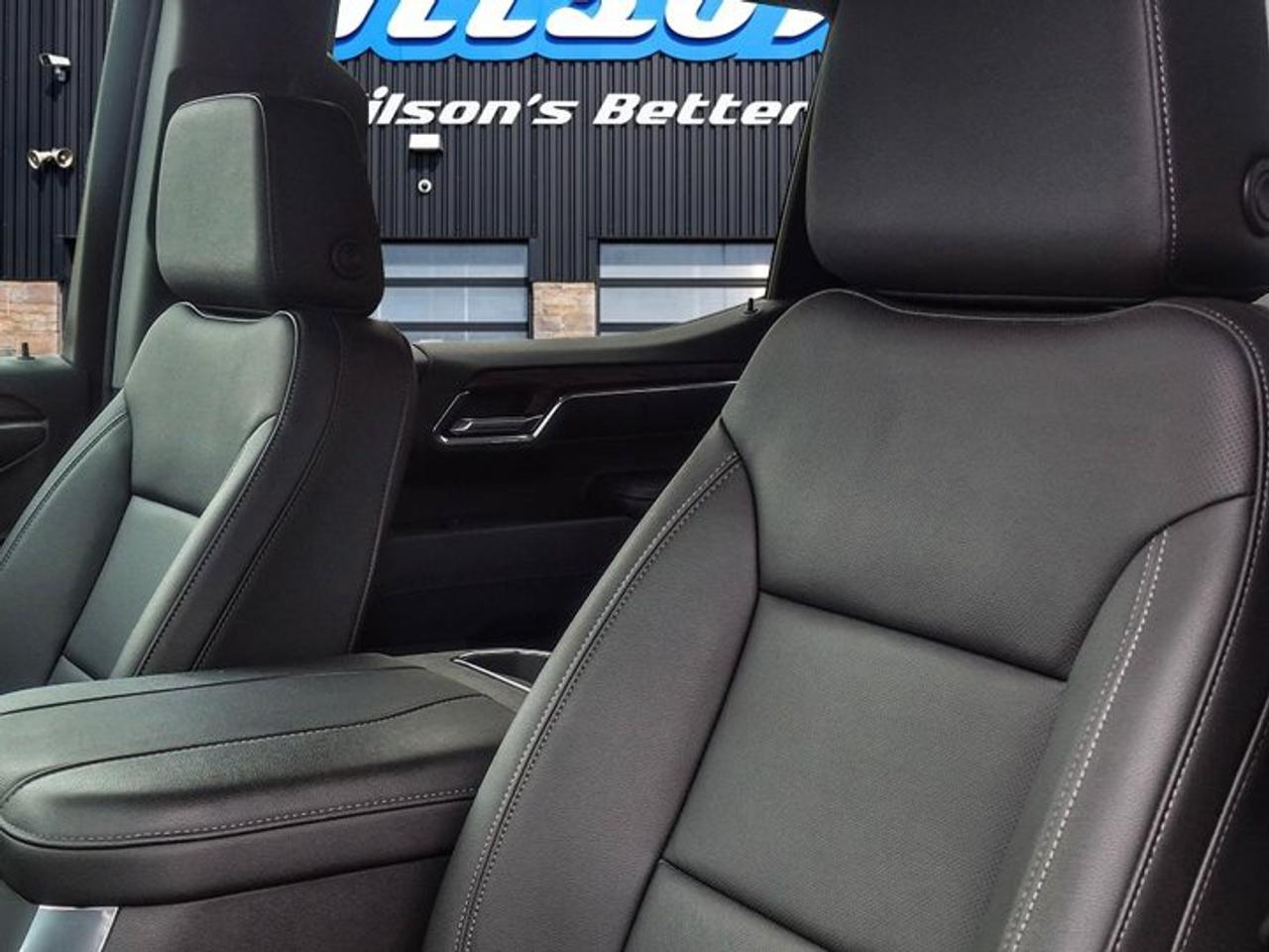 2024 GMC Sierra 1500 SLT Crew 4X4 | 6.2L V8 | 6.5 Box | Max Trailer Pkg | Leather | 360 Camera | Cooled Seats and More ! Photo