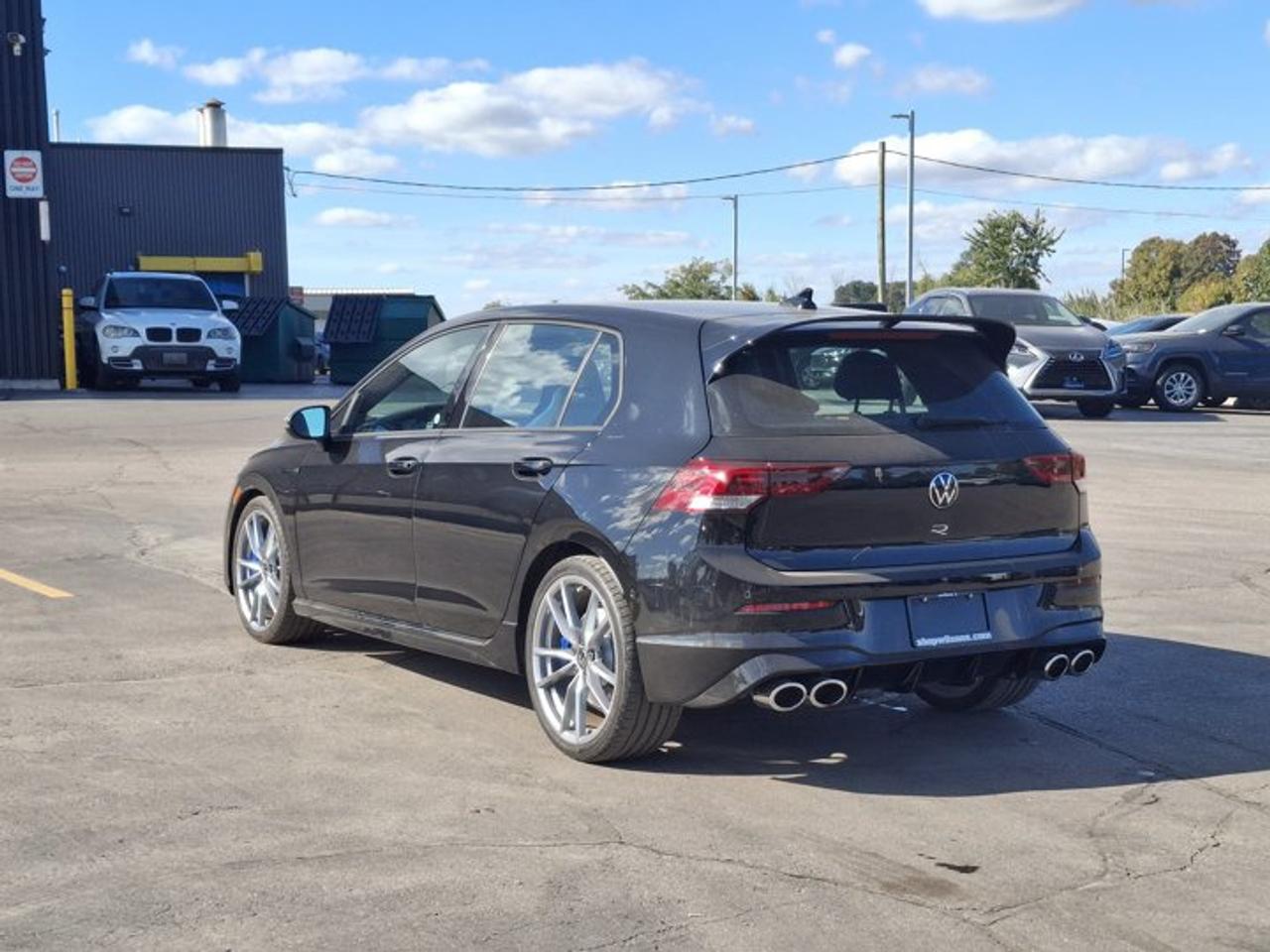 2024 Volkswagen Golf R AWD | Leather |  Nav | HUD | Adaptive Cruise | Cooled + Heated Seats | and More ! Photo2