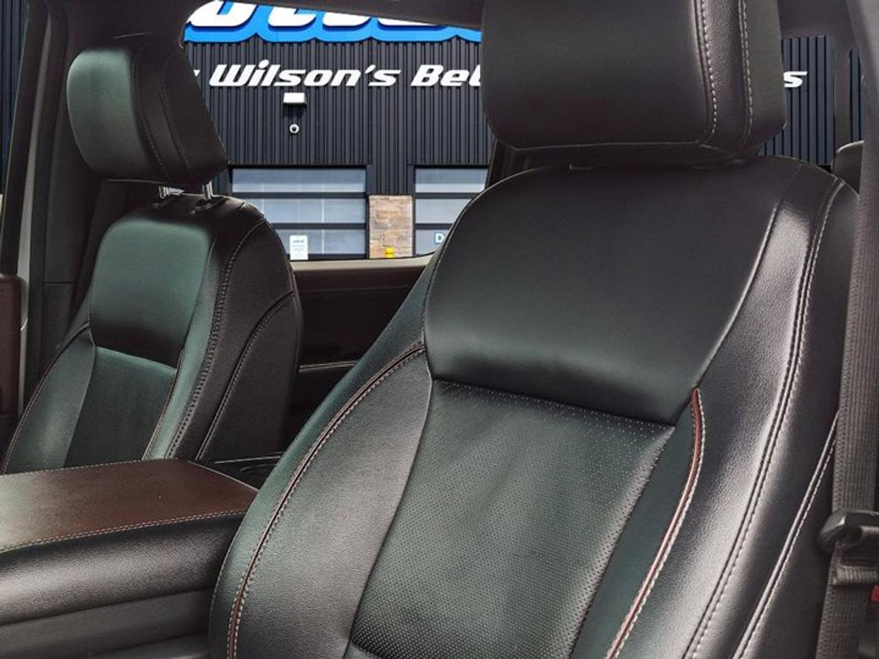 2023 Ford F-150 Lariat Crew 4X4 | 502A | Sport | Leather | Sunroof | Cooled + Heated Seats | Power Tailgate & More ! Photo