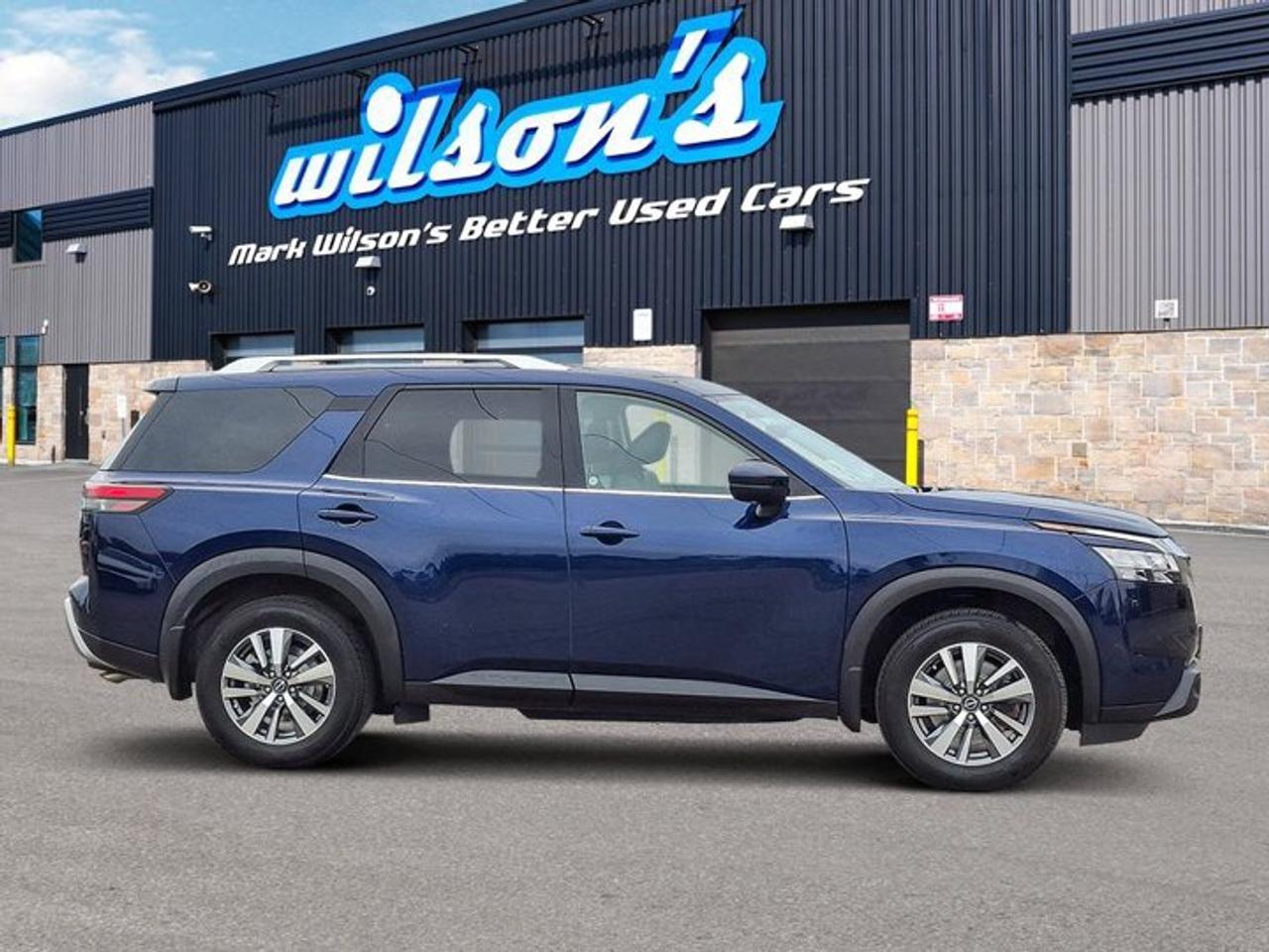 2024 Nissan Pathfinder SL 4WD | Leather | Sunroof | Nav | 360 Camera | Power Seats | Smart Cruise | Remote Start and More ! Photo