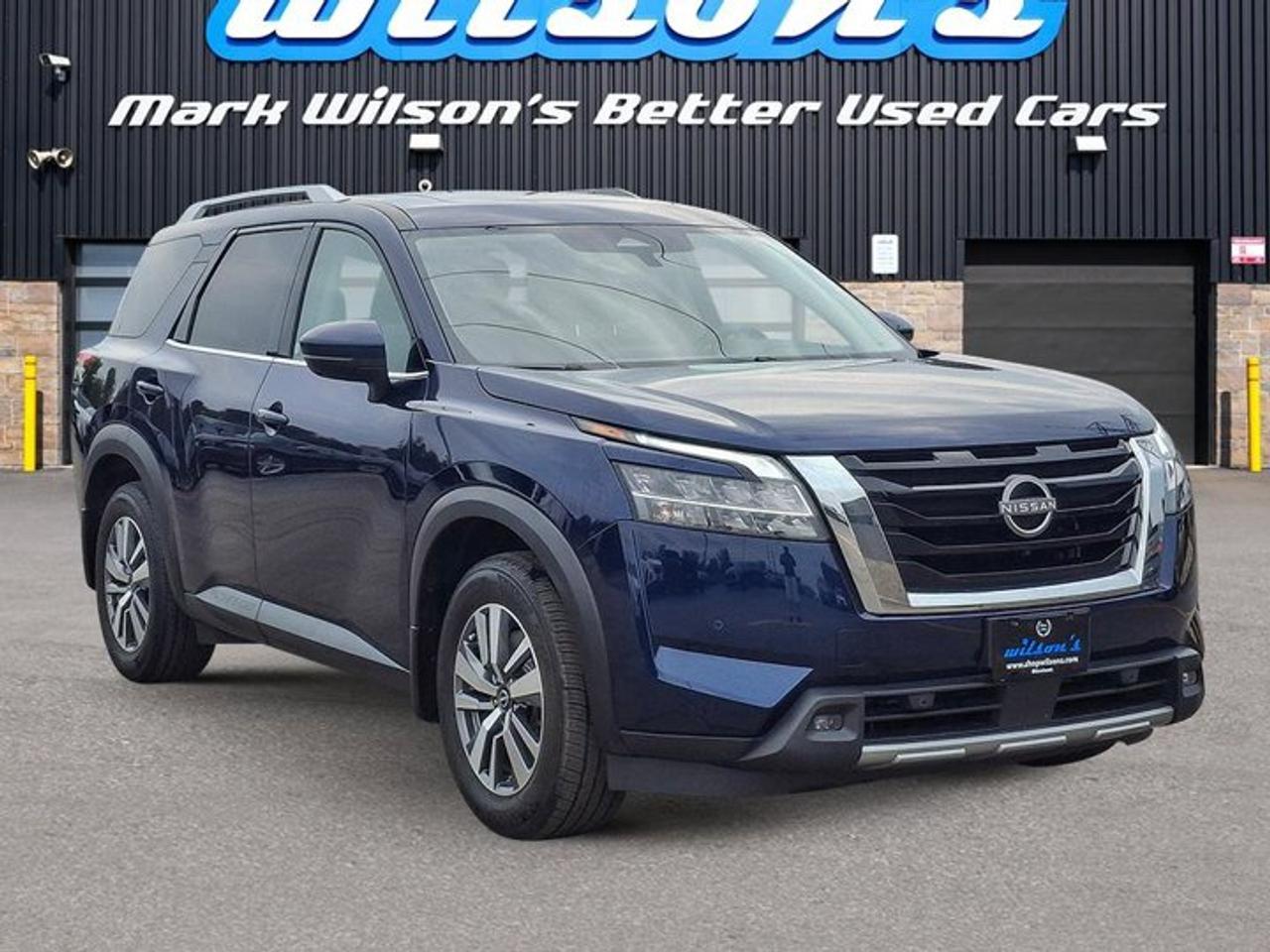 2024 Nissan Pathfinder SL 4WD | Leather | Sunroof | Nav | 360 Camera | Power Seats | Smart Cruise | Remote Start and More ! Photo