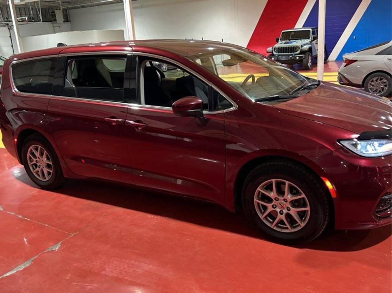 Used 2023 Dodge Grand Caravan SXT | Heated Wheel + Seats | Power Sliding Doors + Hatch | Power Seat | Remote Start | and More ! for sale in Guelph, ON