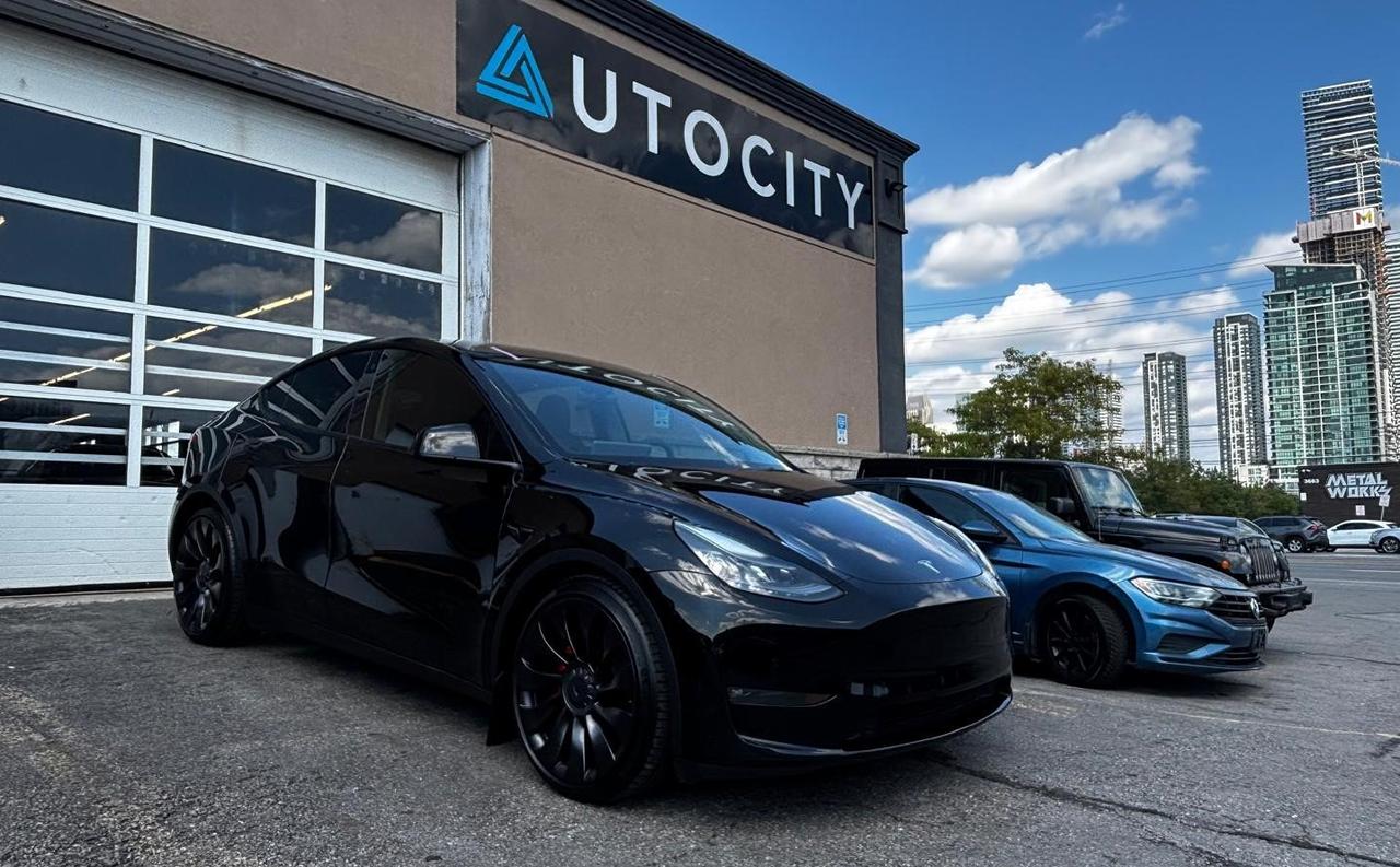 2022 Tesla Model Y Performance | CLEAN CARFAX| NO CLAIMS| - Photo #1