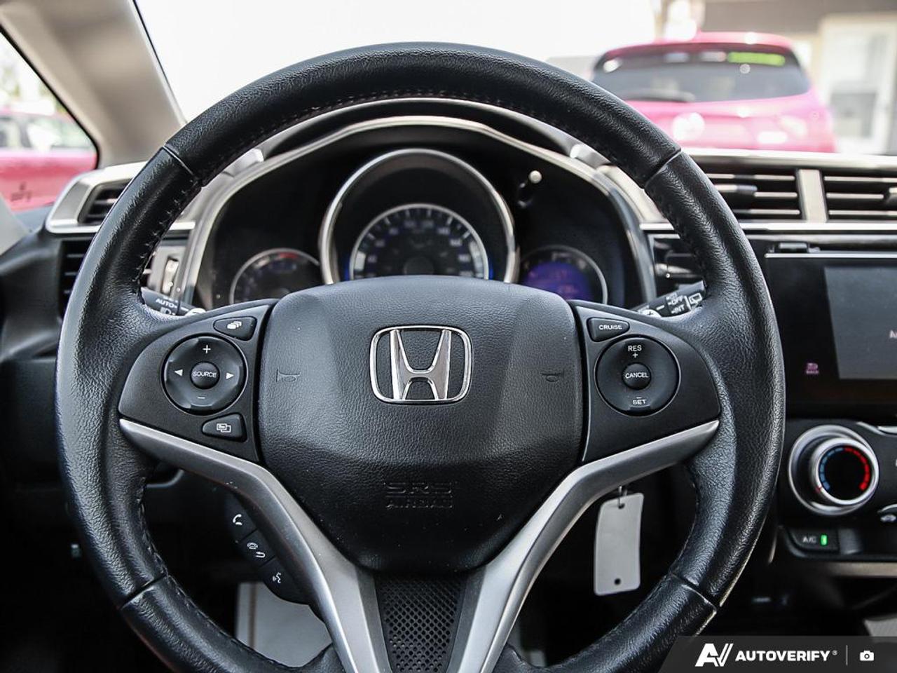 2016 Honda Fit EX, LOW KM'S, ECON, PWR S/ROOF, R/V CAM, H/SEATS Photo