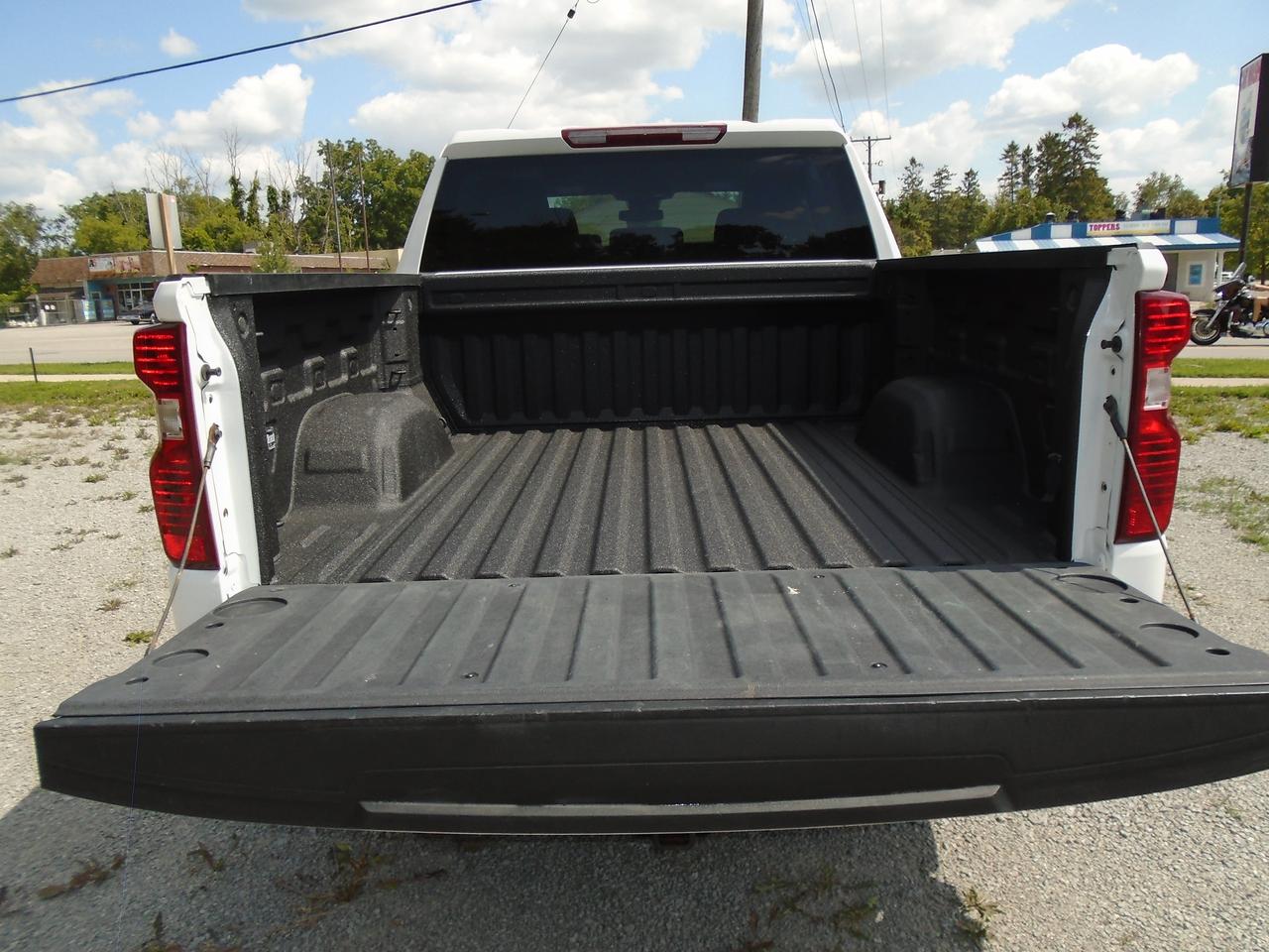 2025 Chevrolet Silverado 1500 LT CREW 4X4 FACTORY TRAILER PACKAGE Photo4