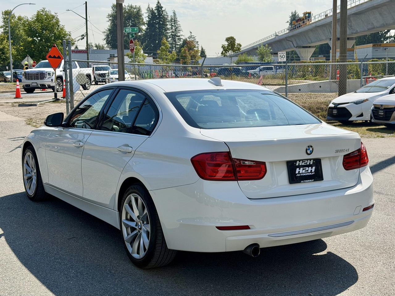 2014 BMW 3 Series FINANCING AVAILABLE Photo7