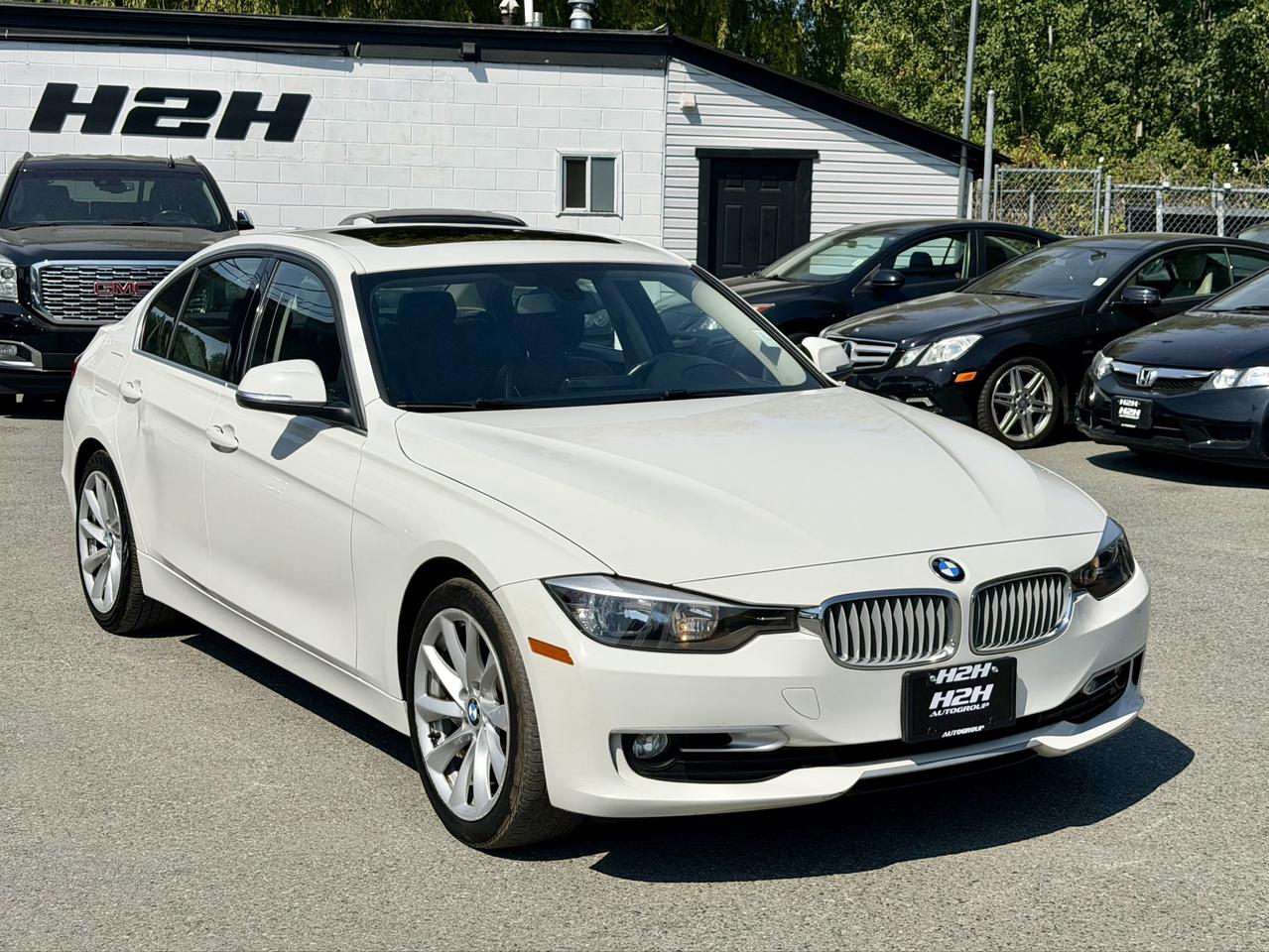 2014 BMW 3 Series FINANCING AVAILABLE Photo3