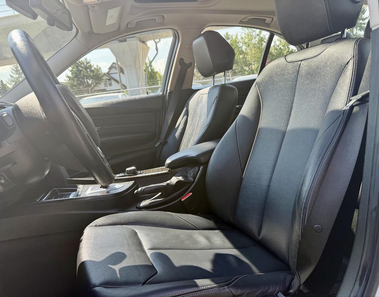 2014 BMW 3 Series FINANCING AVAILABLE Photo9