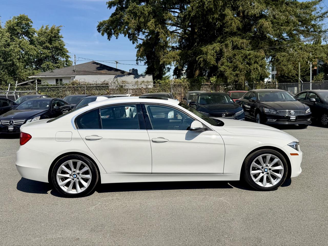 2014 BMW 3 Series FINANCING AVAILABLE Photo4
