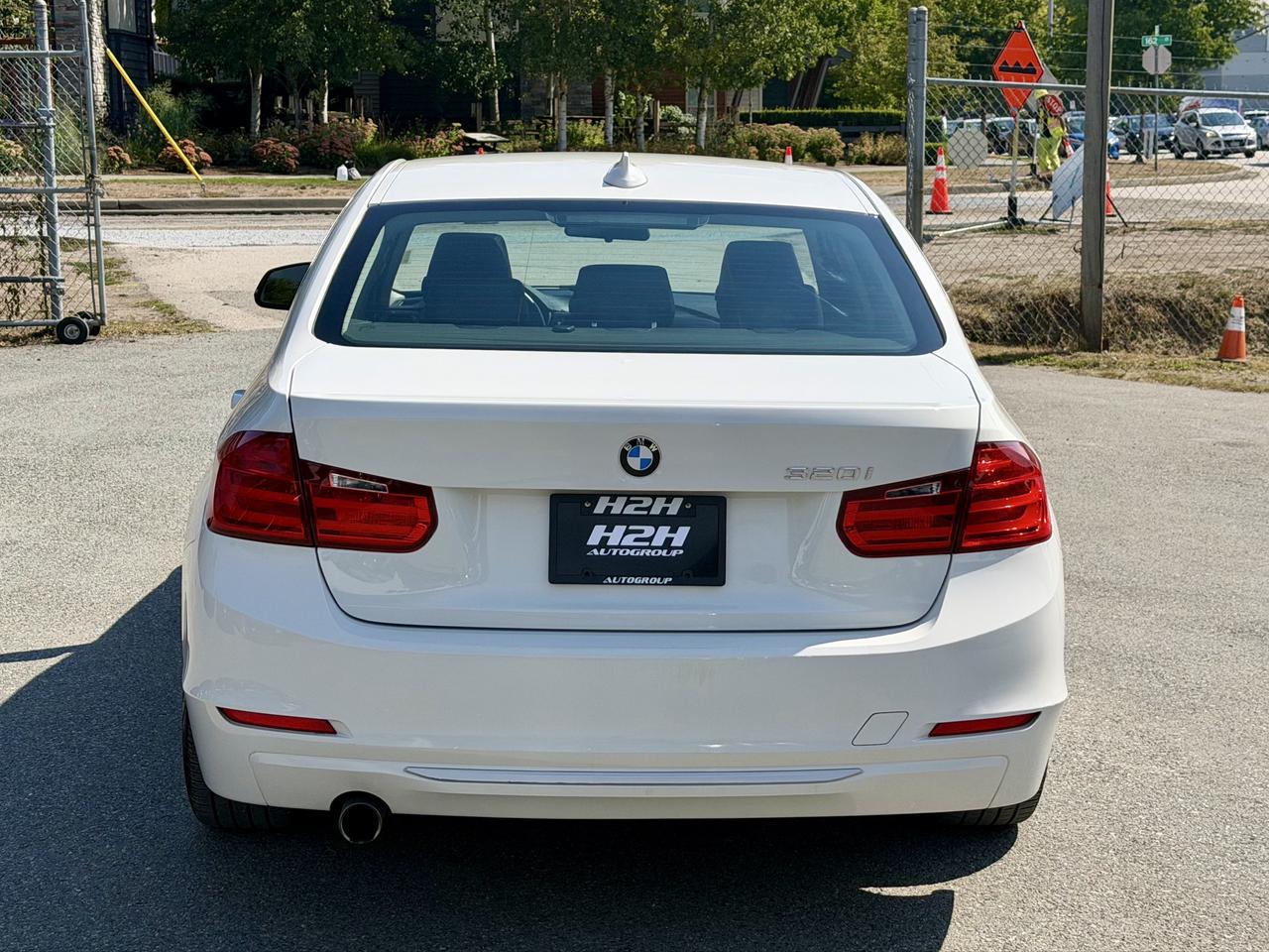 2014 BMW 3 Series FINANCING AVAILABLE Photo6