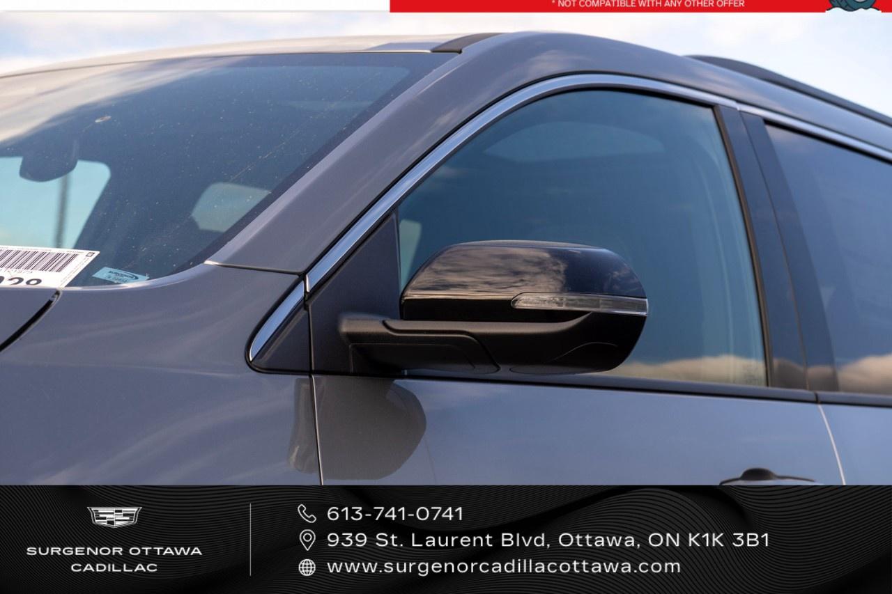 2027 Chevrolet Traverse AWD 4dr LT Photo3