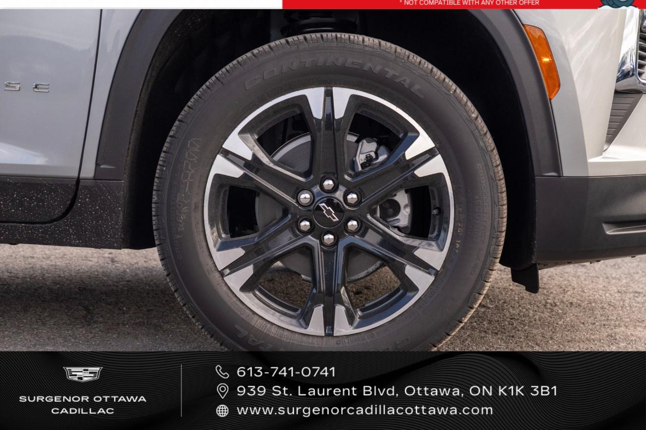 2027 Chevrolet Traverse AWD 4dr LT Photo1