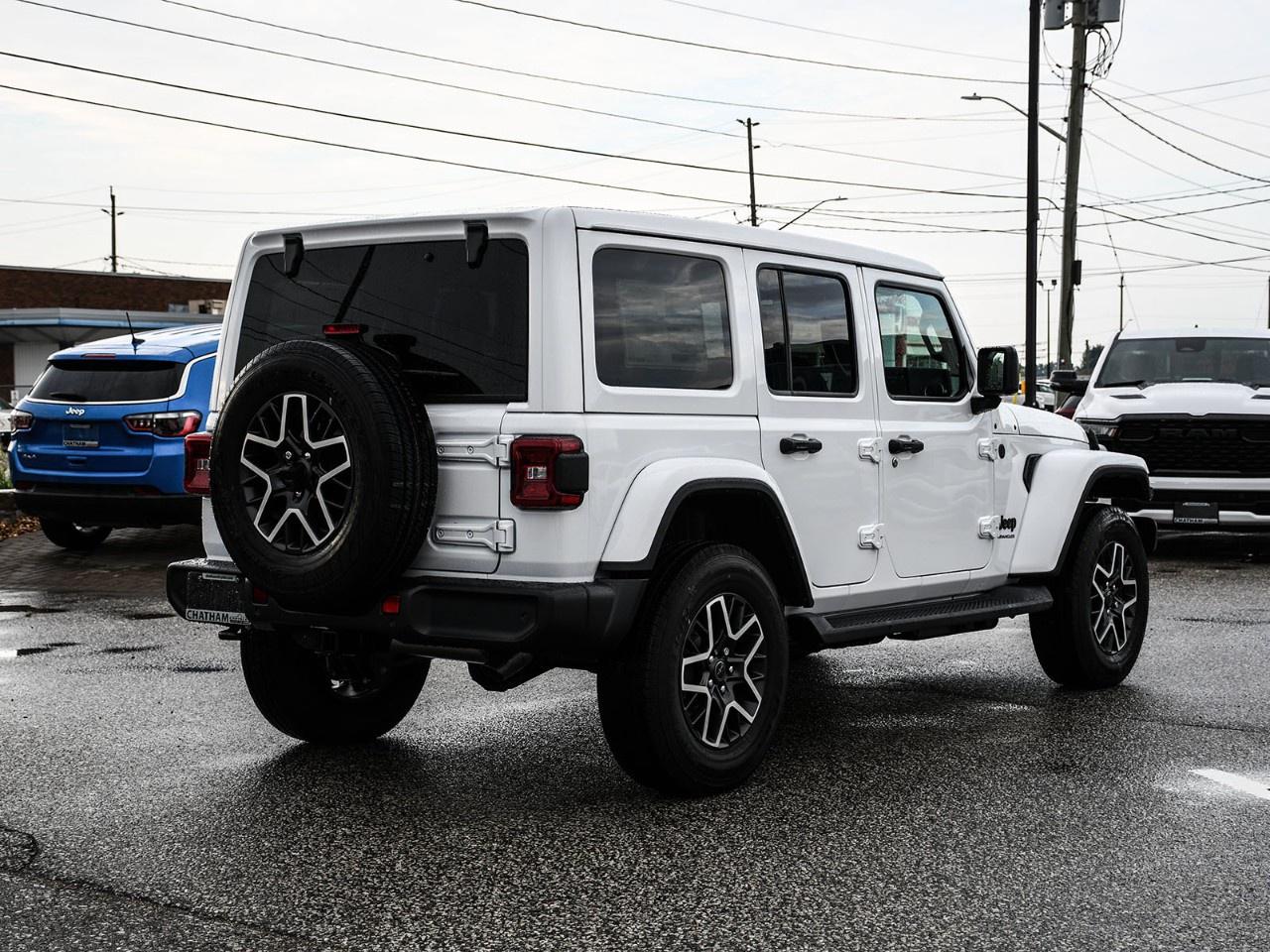 2027 Jeep Wrangler Sahara 4 Door 4x4 Photo3