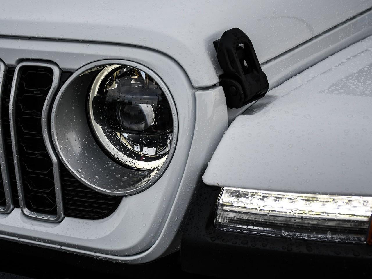 2027 Jeep Wrangler Sahara 4 Door 4x4 Photo