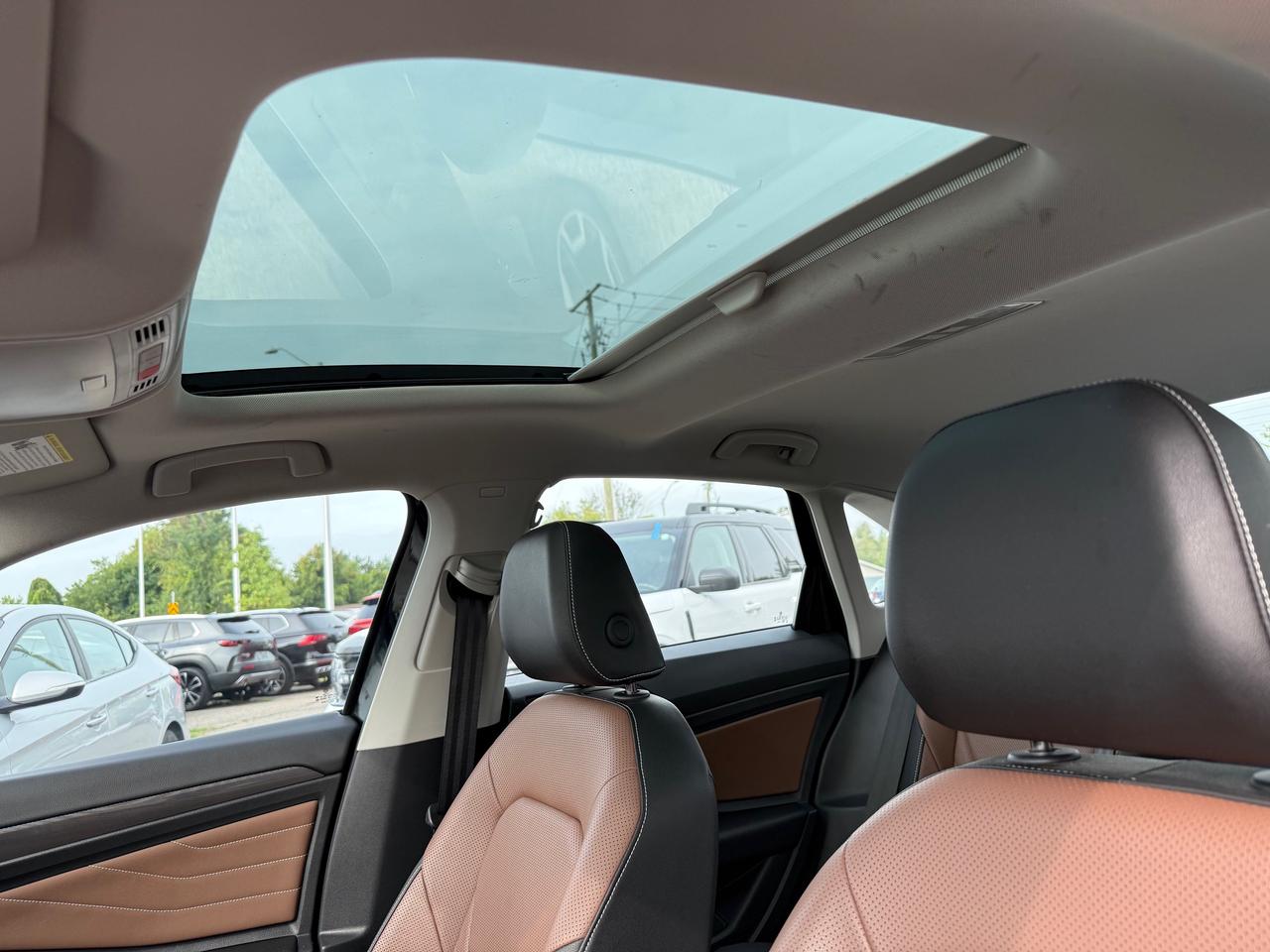 2025 Volkswagen Jetta Highline NAV! Sunroof! Brown Leather! Photo