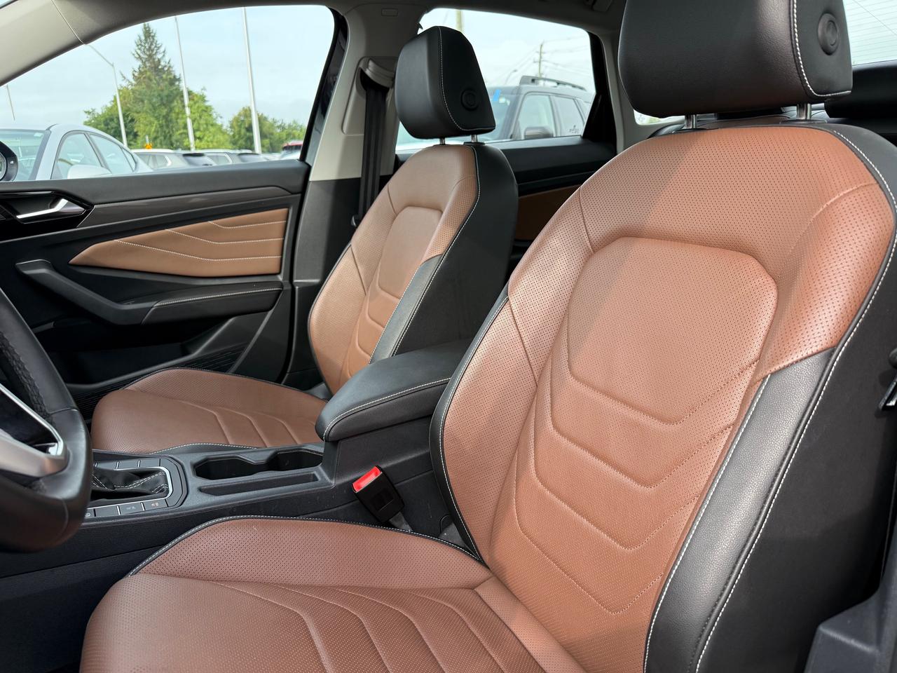 2025 Volkswagen Jetta Highline NAV! Sunroof! Brown Leather! Photo