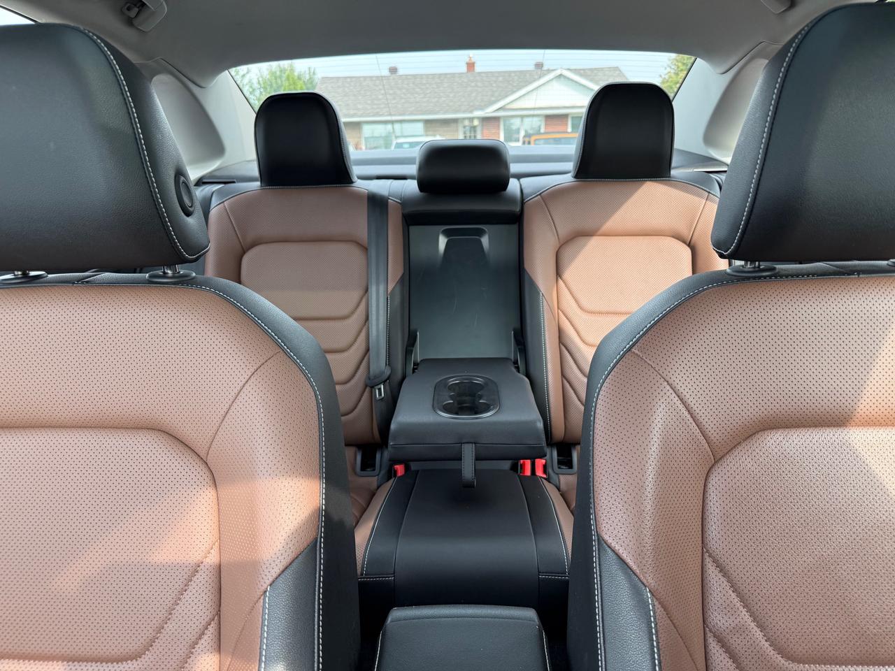 2025 Volkswagen Jetta Highline NAV! Sunroof! Brown Leather! Photo