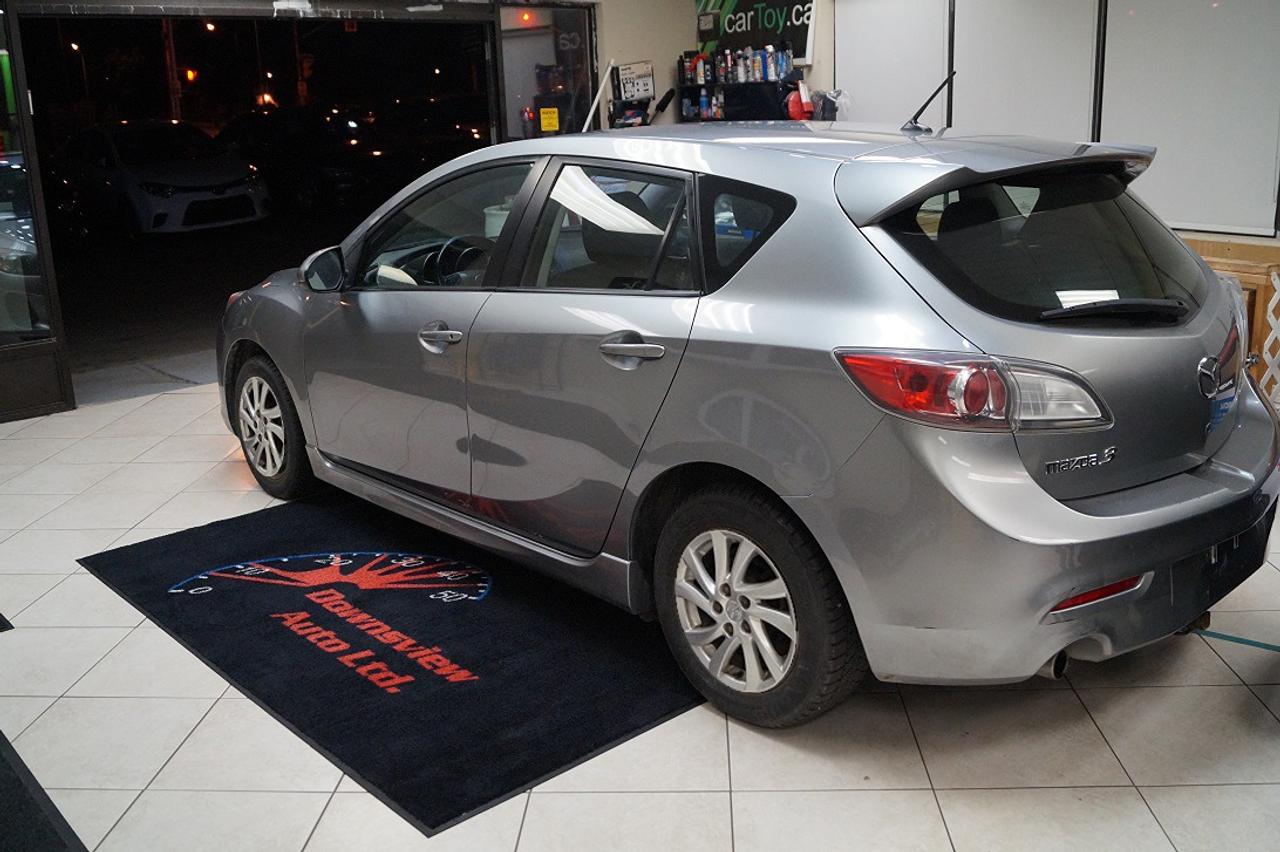 2012 Mazda MAZDA3 GS-SKY Photo