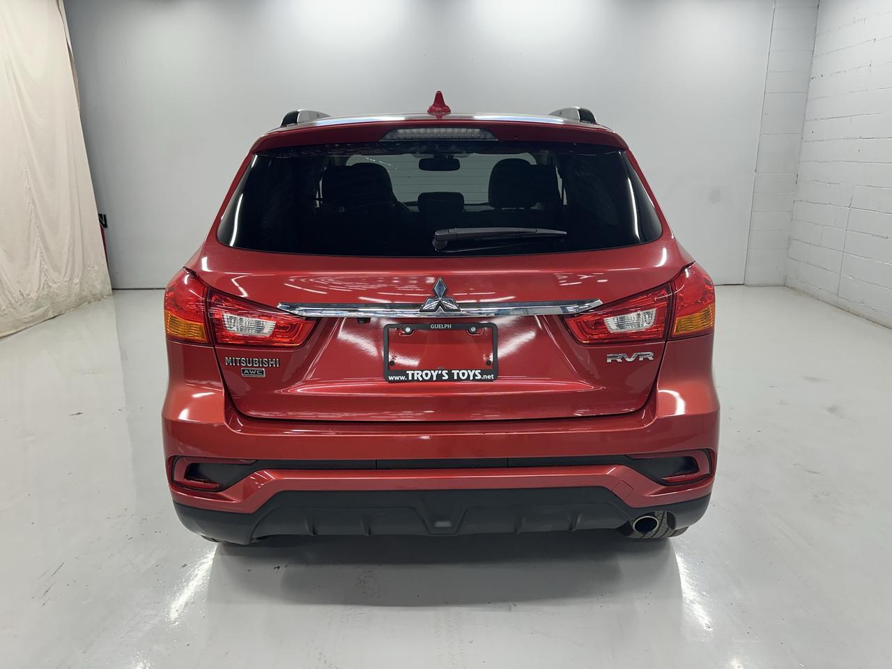 2018 Mitsubishi RVR GT Photo5