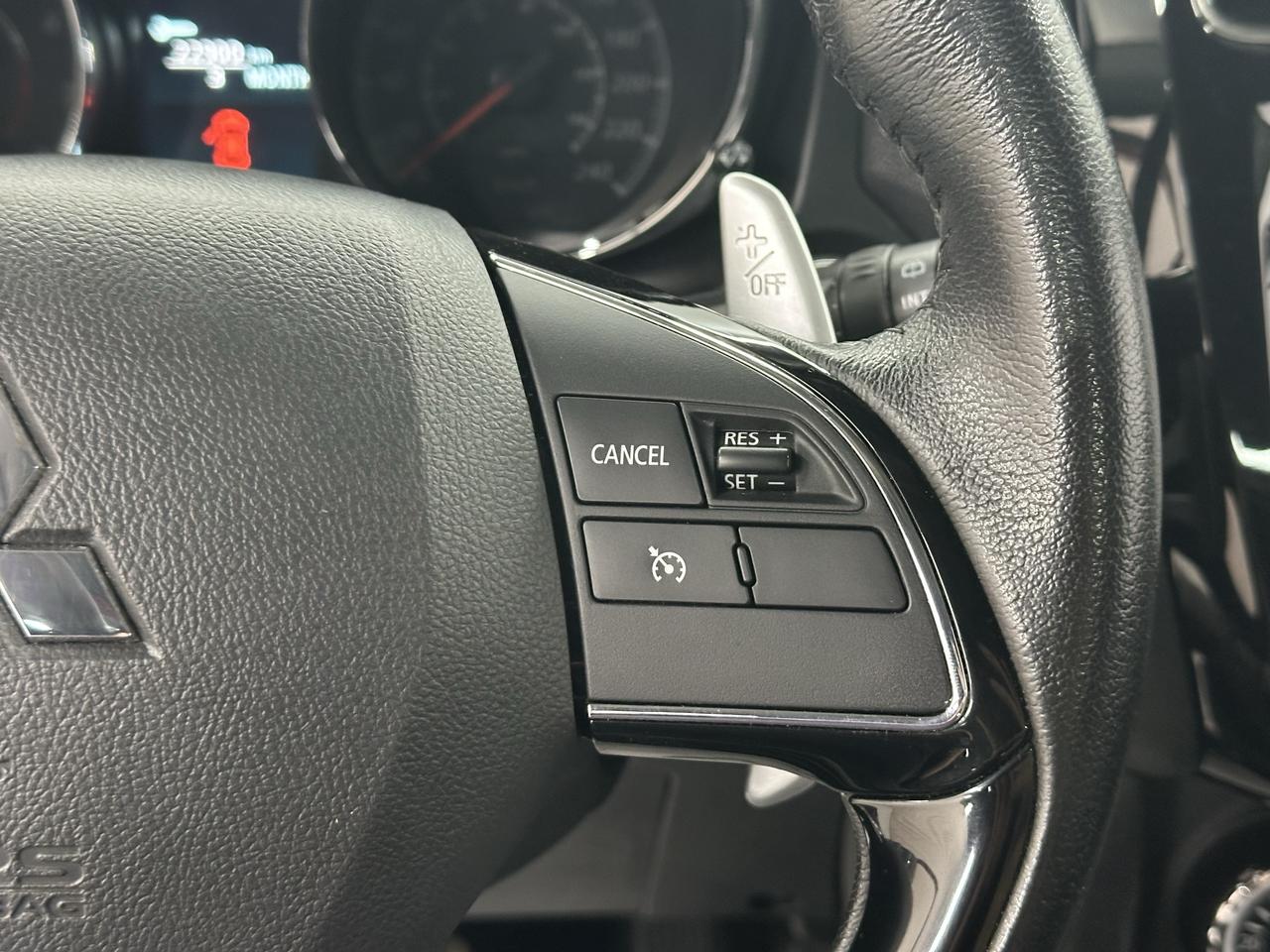 2018 Mitsubishi RVR GT Photo12
