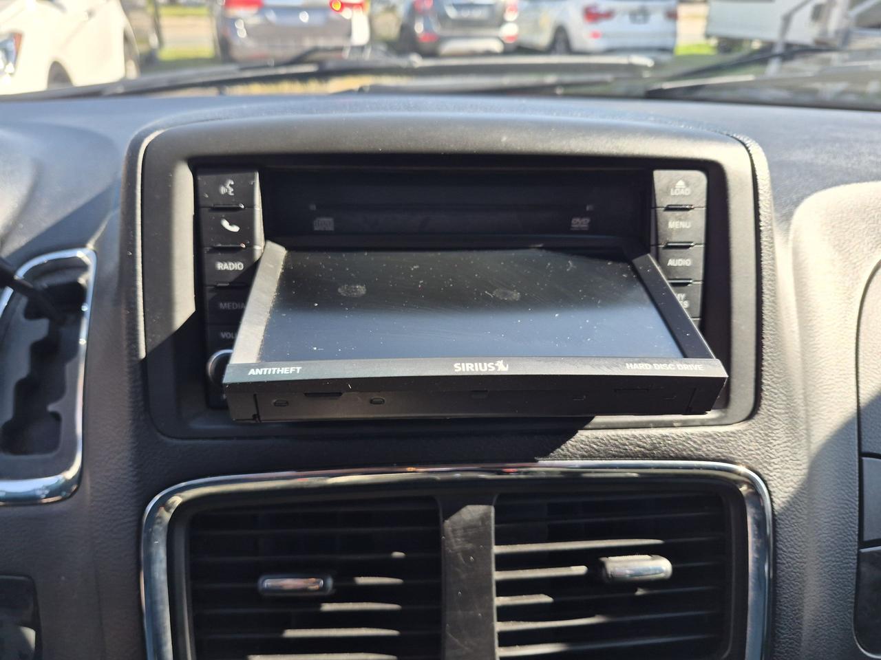 2016 Dodge Grand Caravan SXT Photo