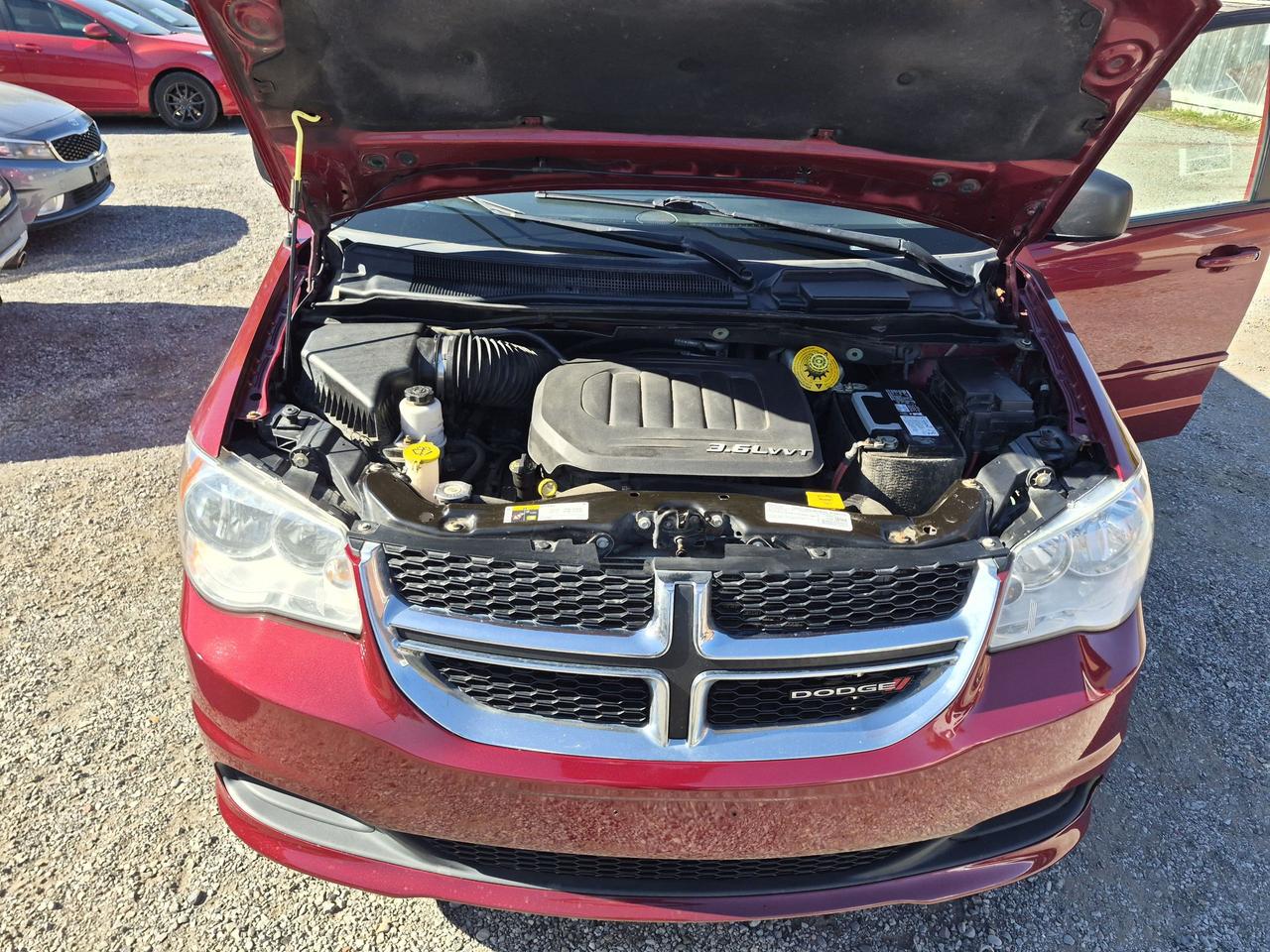 2016 Dodge Grand Caravan SXT Photo