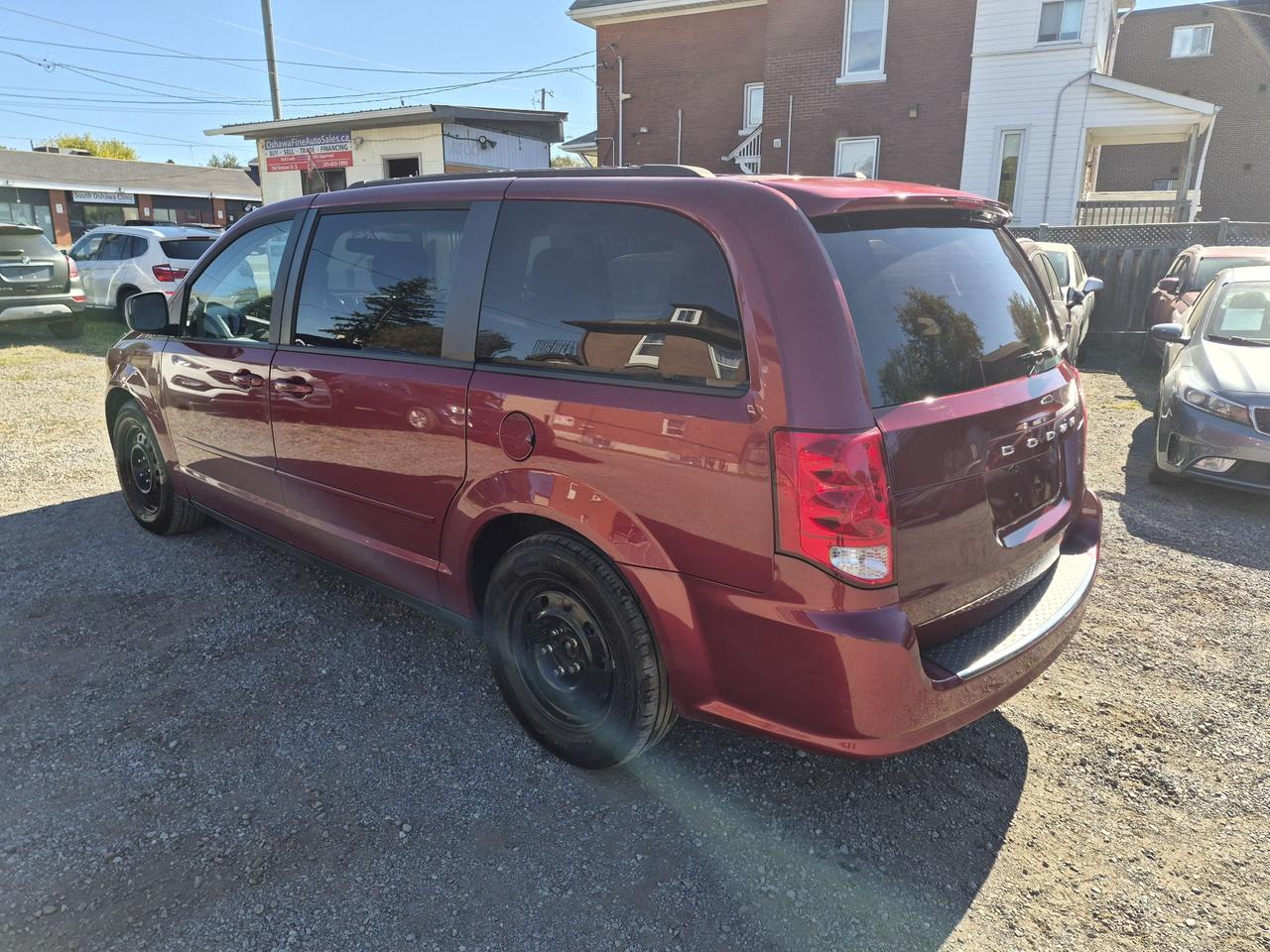 2016 Dodge Grand Caravan SXT Photo