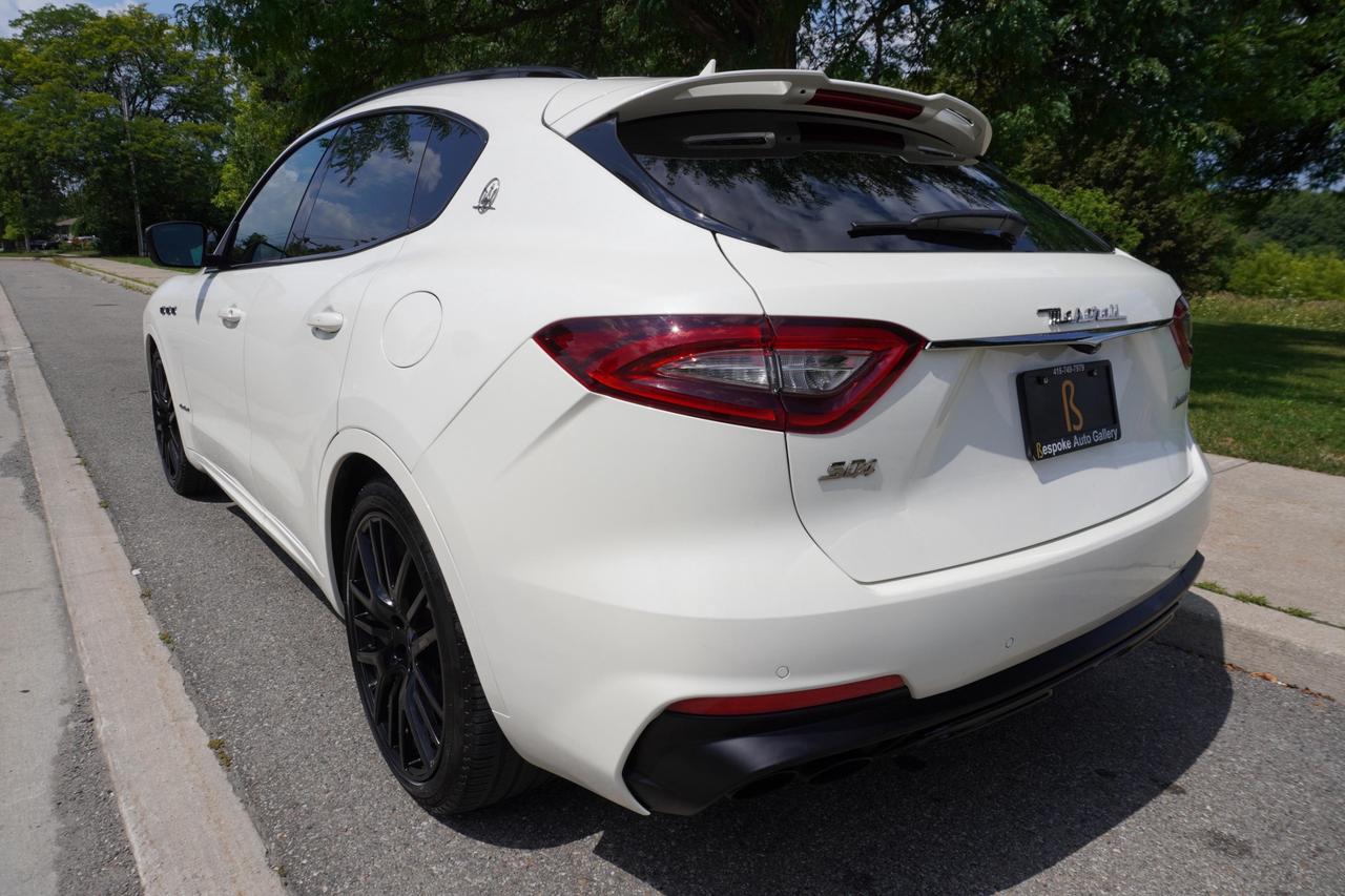 2019 Maserati Levante S GRANSPORT / NO ACCIDENTS / DEALER SERVICED / STUNNING COMBO Photo