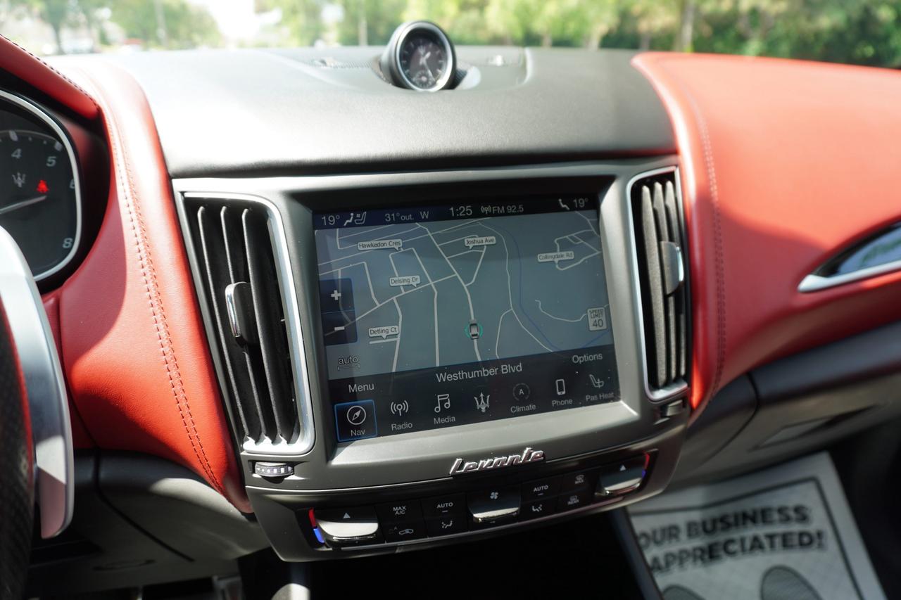 2019 Maserati Levante S GRANSPORT / NO ACCIDENTS / DEALER SERVICED / STUNNING COMBO Photo
