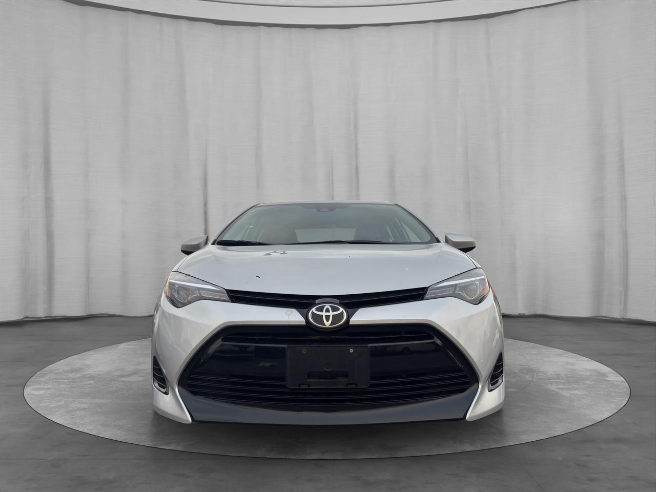 2017 Toyota Corolla 4dr Sdn CVT LE ECO Photo1