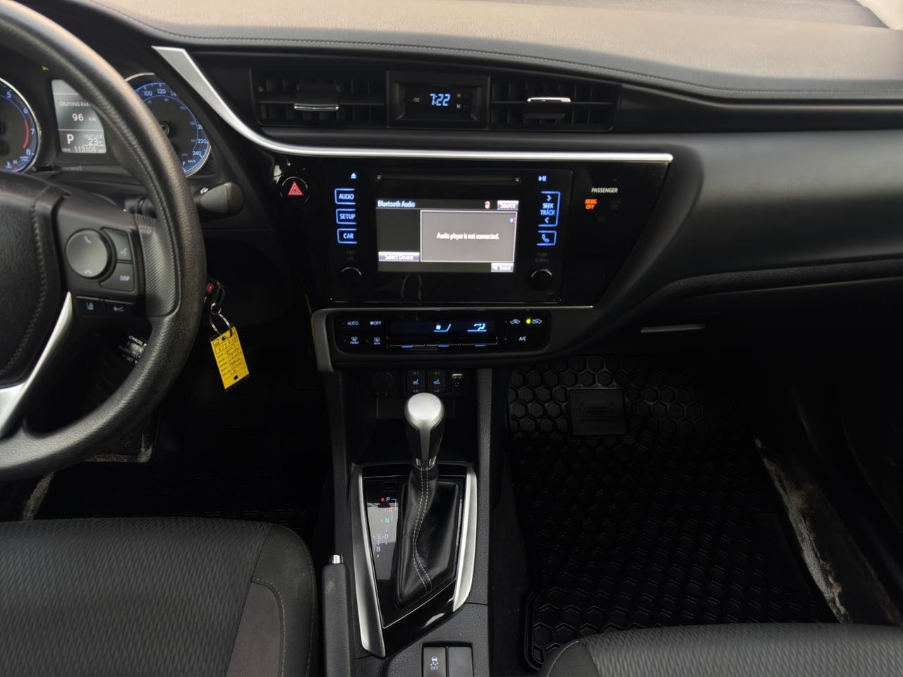 2017 Toyota Corolla 4dr Sdn CVT LE ECO Photo